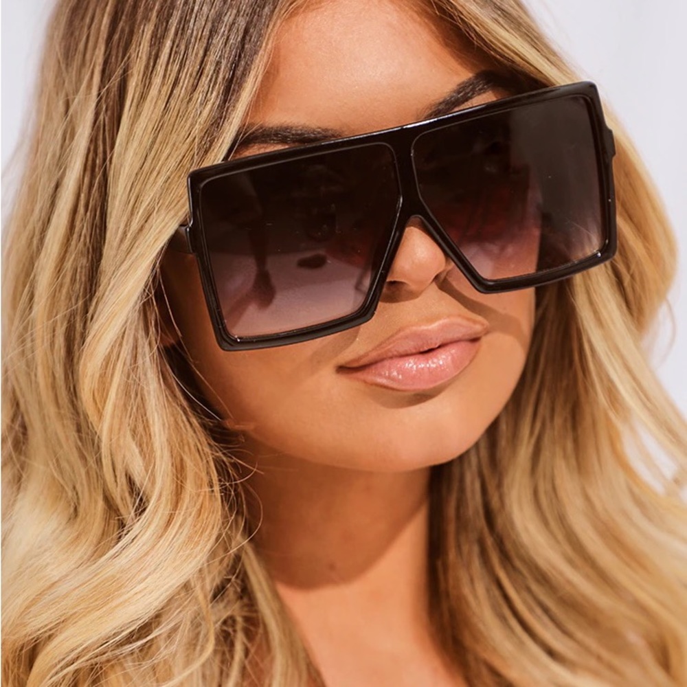 Oversized Square Sunglasses | Black - Picture 6 of 9